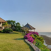 Exceptional Cliff Front Estate @ Sought-after Bingin / Uluwatu. Villas in Bali for Sale: Villa in Uluwatu, Bali for 17000 Thousands USD. Freehold. Preview of photo #1