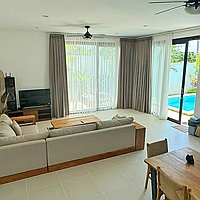 Splendid Three-Bedroom Villa with Luxe Jacuzzi for Long Lease in Serene Umalas. Villas in Bali for Sale: Вилла в Умалас, Бали за 380 тыс. USD. Leasehold. Предварительный просмотр фото #4