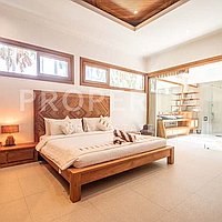 Contemporary Elegance In The Heart Of Umalas. Villas in Bali for Sale: Villa in Umalas, Bali for 337 Thousands USD. Leasehold. Preview photo #8