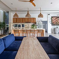 Amazing Spacious Villa In The Heart Of Umalas. Villas in Bali for Sale: Вилла в Умалас, Бали за 600 тыс. USD. Leasehold. Предварительный просмотр фото #3
