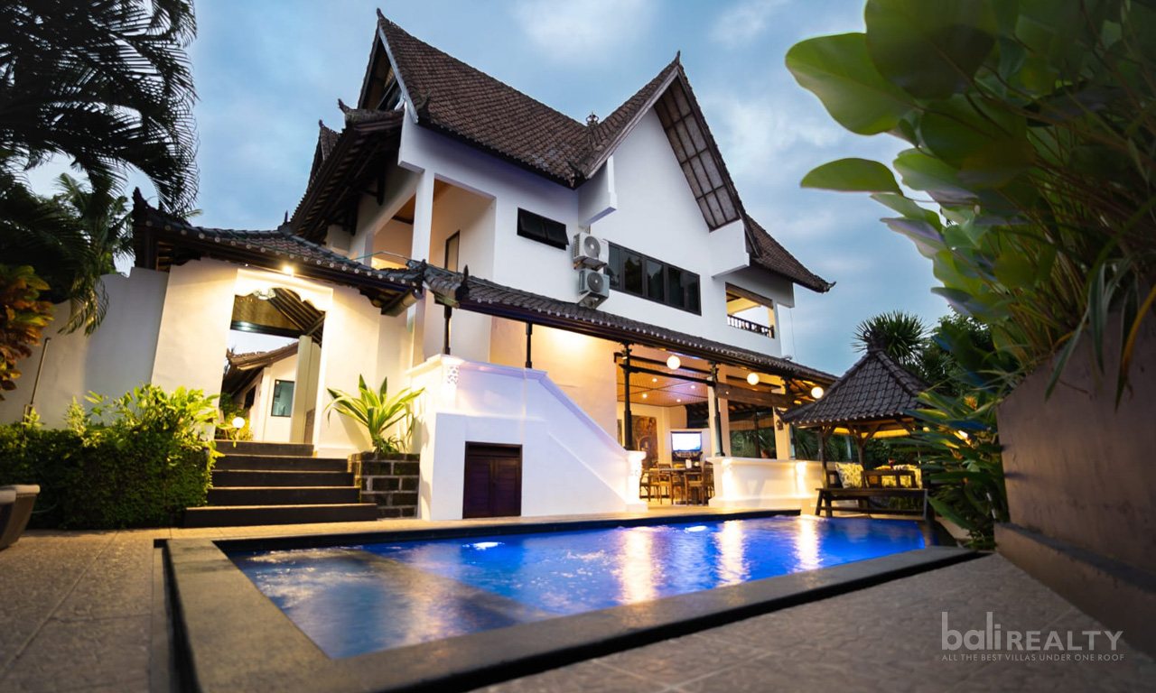 Unique Boutique Surfer Resort. Villas in Bali for Sale: Villa in Balian, Bali for 55,1 Million PHP. Freehold. Main Photo