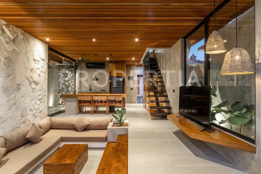 Turnkey Modern Living In Prime Canggu. Villas in Bali for Sale: Villa in Canggu, Bali for 10,2 Million THB. Leasehold. Main Photo