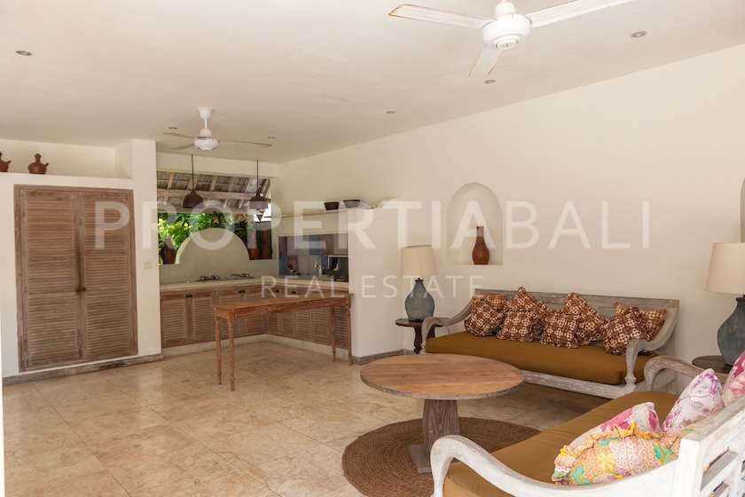 Exquisite Traditional Villa In Pererenan. Villas in Bali for Sale: Villa in Pererenan (Canggu), Bali for 2,3 Million HKD. Leasehold. Main Photo