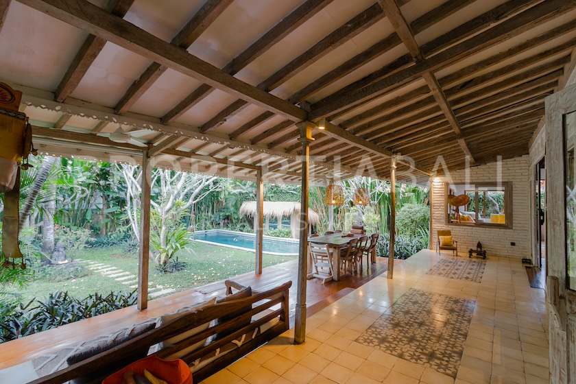 Timeless Joglo Style Villa In Prime Nelayan Canggu. Villas in Bali for Sale: Villa in Canggu, Bali for 344 Thousands USD. Leasehold. Main Photo