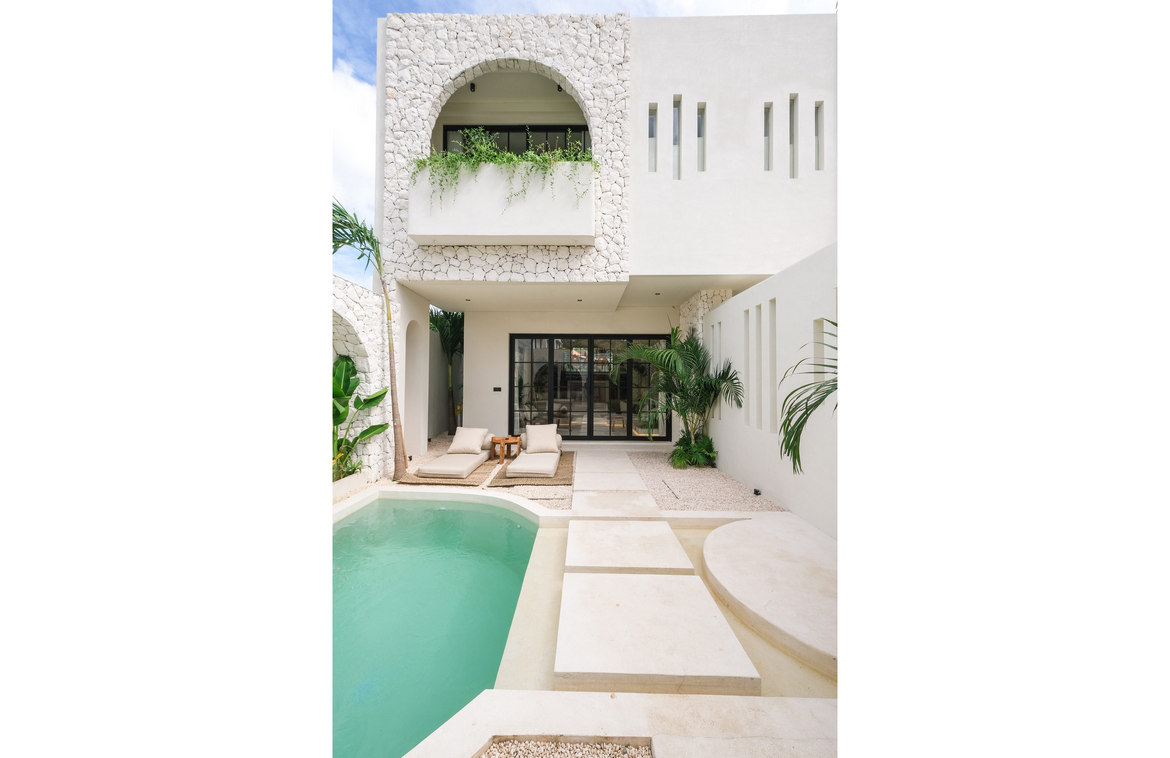 Brand-new Mediterranean-style villa in Pererenan. Villas in Bali for Sale: Villa in Canggu, Bali for 380 Thousands USD. Freehold. Main Photo