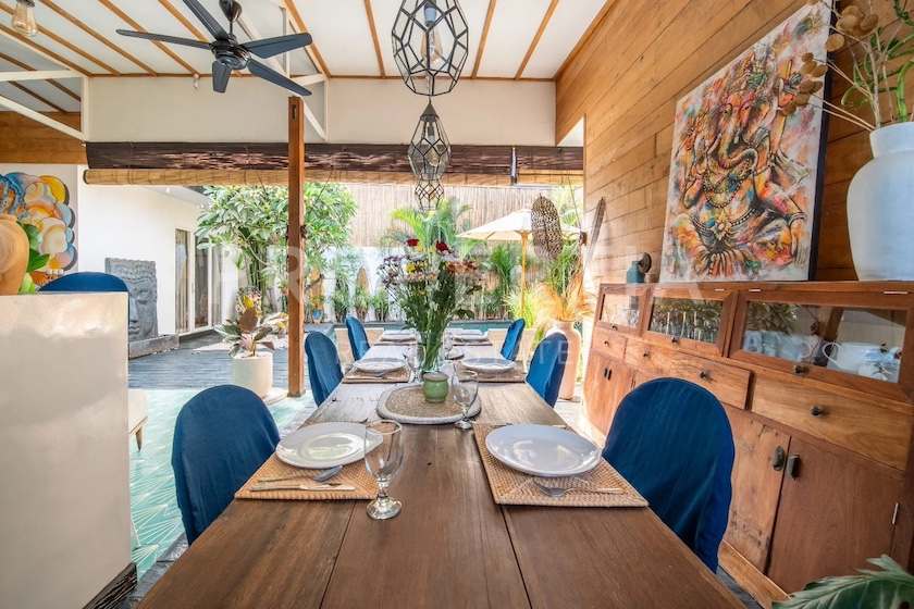 Modern Tropical Living In Canggu. Villas in Bali for Sale: Villa in Canggu, Bali for 21,1 Million PHP. Leasehold. Main Photo