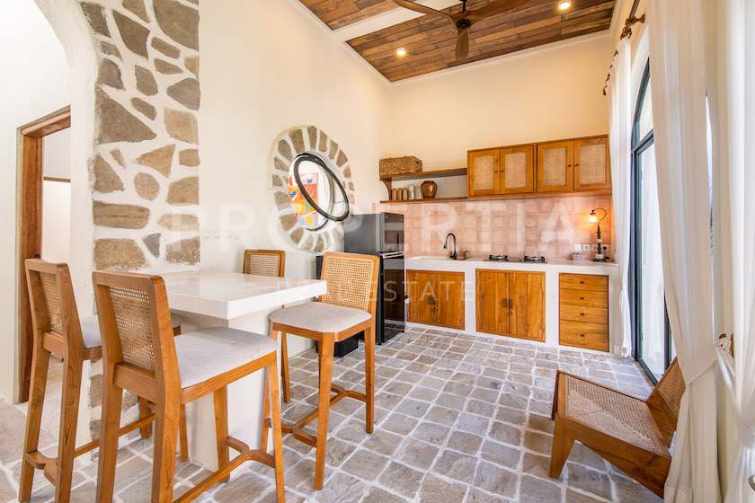 One Of A Kind Fantastic Villa Offer. Villas in Bali for Sale: Villa in Berawa (Canggu), Bali for 221 Thousands EUR. Leasehold. Main Photo