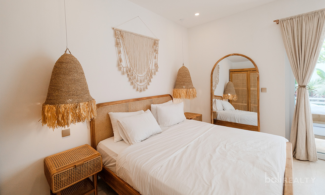 Trendy One-Bedroom Villa Apartment in Prime Canggu Location. Villas in Bali for Sale: Villa in Canggu, Bali for 11,5 Million INR. Leasehold. Main Photo