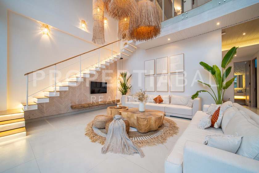 Tropical Inspired Family Villa In Echo Beach. Villas in Bali for Sale: Villa in Canggu, Bali for 641 Thousands USD. Leasehold. Main Photo