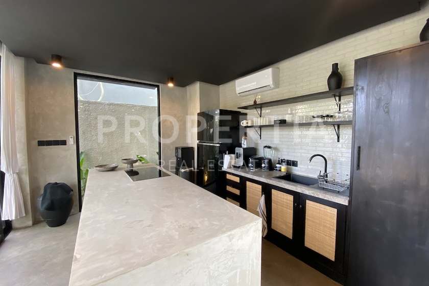 Stylish Modern Villa In The Heart Of Canggu. Villas in Bali for Sale: Вилла в Чангу, Бали за 252 тыс. USD. Leasehold. Главное фото