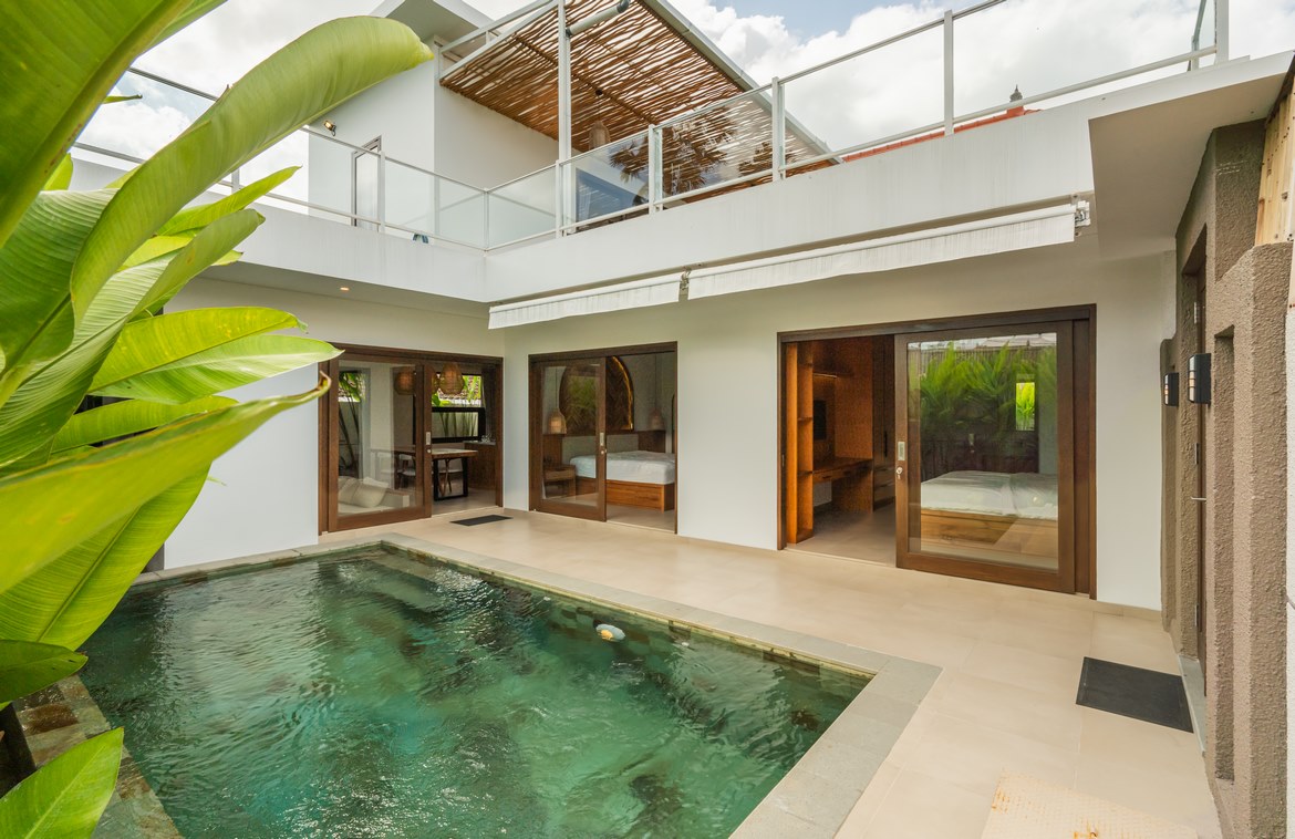 Brand new modern villa with large roof top in Pererenan. Villas in Bali for Sale: Villa in Canggu, Bali for 4,0 Billion IDR. Leasehold. Main Photo