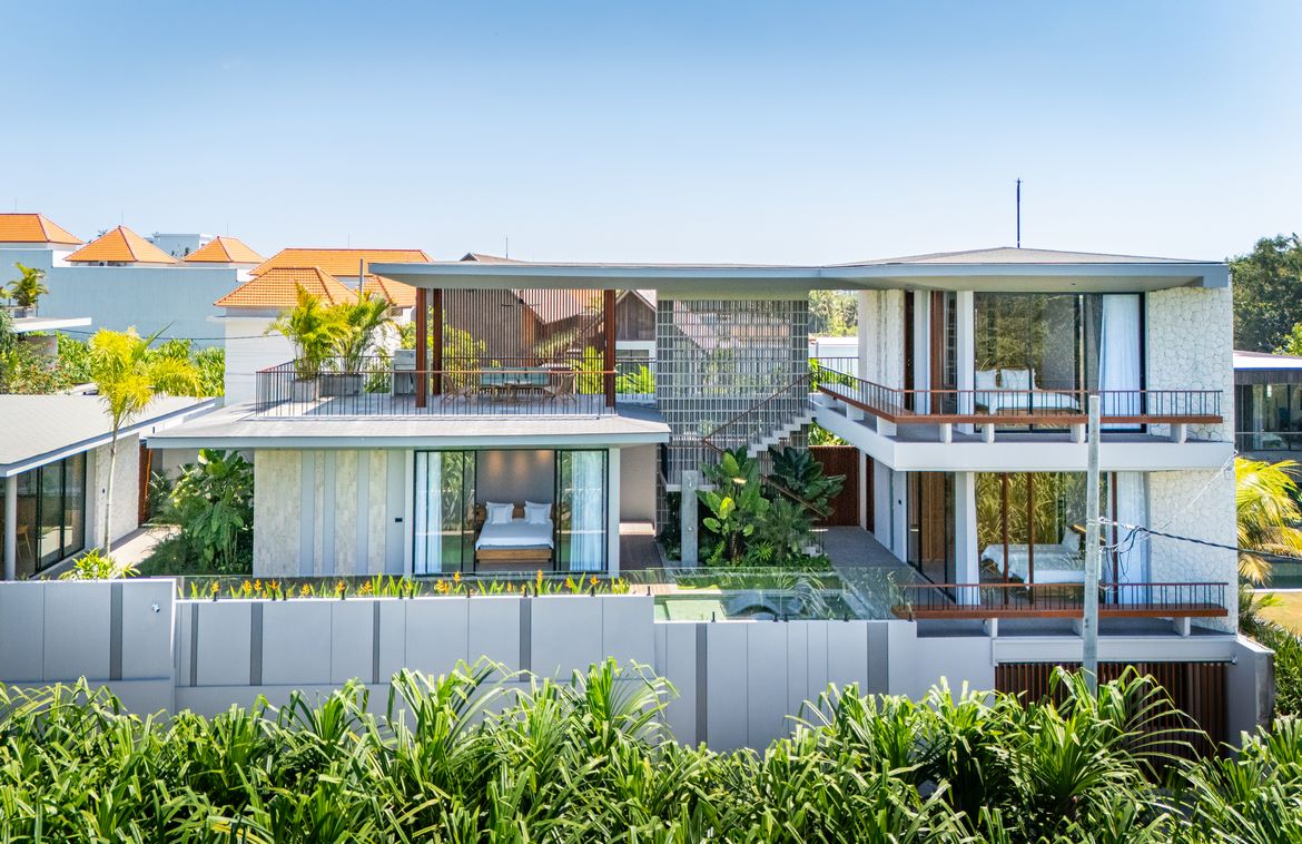 Stunning 4-bedroom villa in Tumbak Bayuh with pandan field views. Villas in Bali for Sale: Villa in Canggu, Bali for 4,6 Million CNY. Leasehold. Main Photo