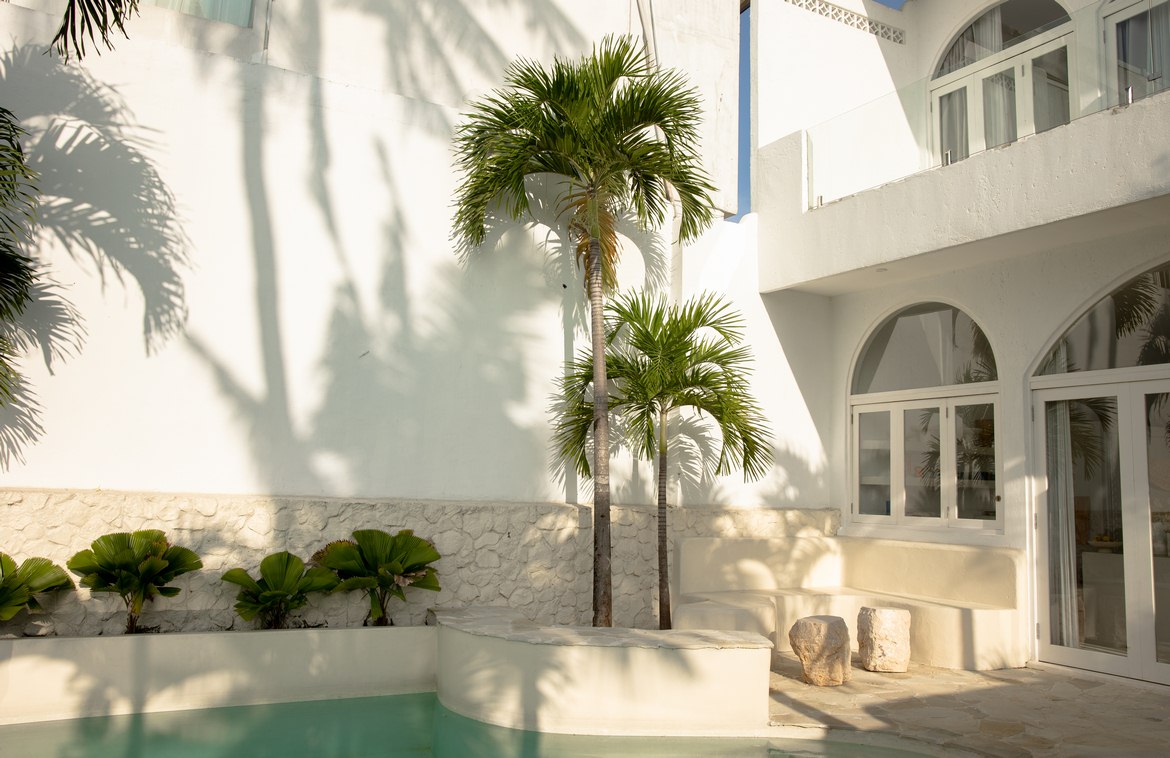 Three bedroom coastal retreat in Seseh for lease. Villas in Bali for Sale: Villa in Canggu, Bali for 16,6 Million TWD. Leasehold. Main Photo