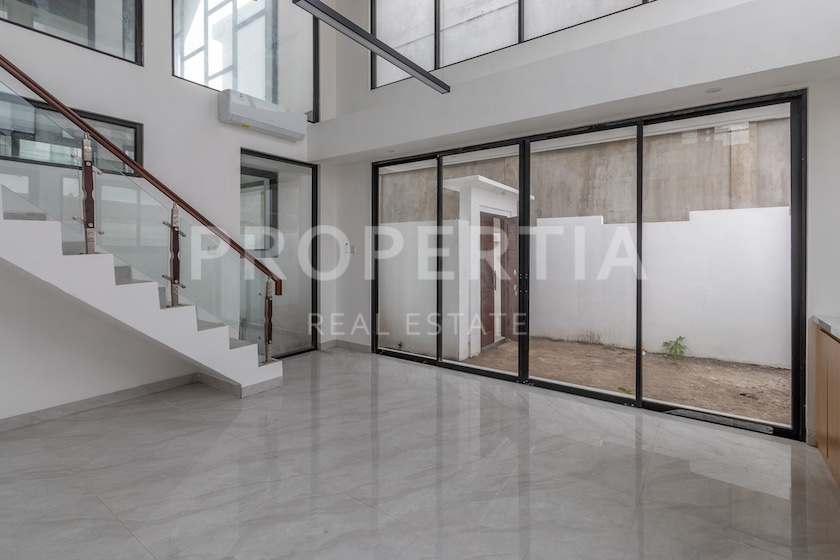 Modern 3-Unit Complex In Cemagi. Villas in Bali for Sale: Villa in Cemagi, Bali for 5,2 Billion IDR. Leasehold. Main Photo