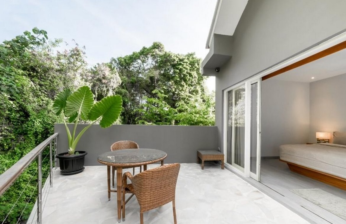 Fabulous 4-bedroom villa with Jungle view in Umalas. Villas in Bali for Sale: Villa in Kerobokan, Bali for 721 Thousands USD. Leasehold. Main Photo