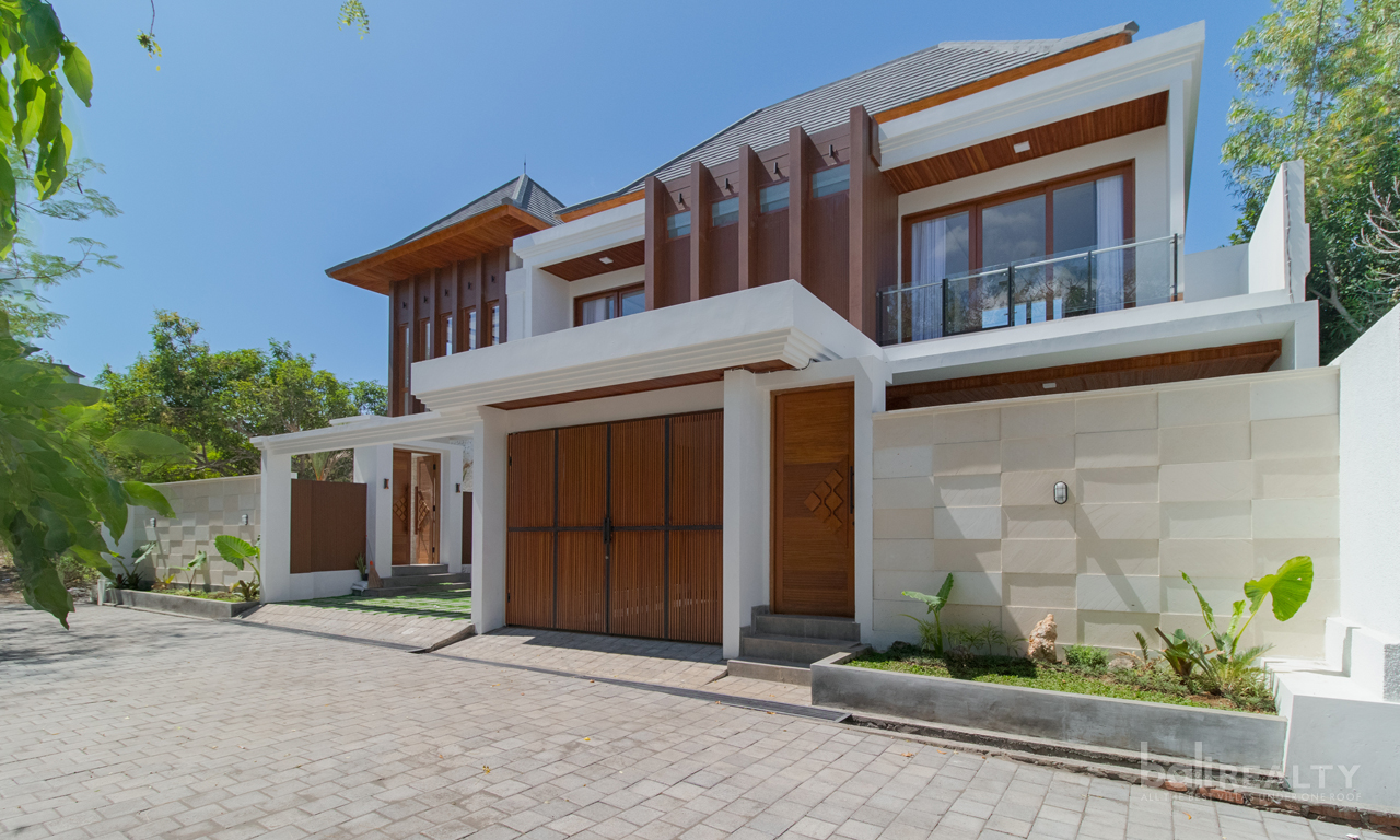 Luxurious Newly Built Four-Bedroom Freehold Villa with Sea View in Prestigious Nusa Dua. Villas in Bali for Sale: Villa in Nusa Dua, Bali for 759 Thousands AUD. Freehold. Main Photo