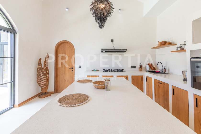 Charming Mediterranean Villa In Bingin. Villas in Bali for Sale: Villa in Bingin, Bali for 253 Thousands USD. Leasehold. Main Photo