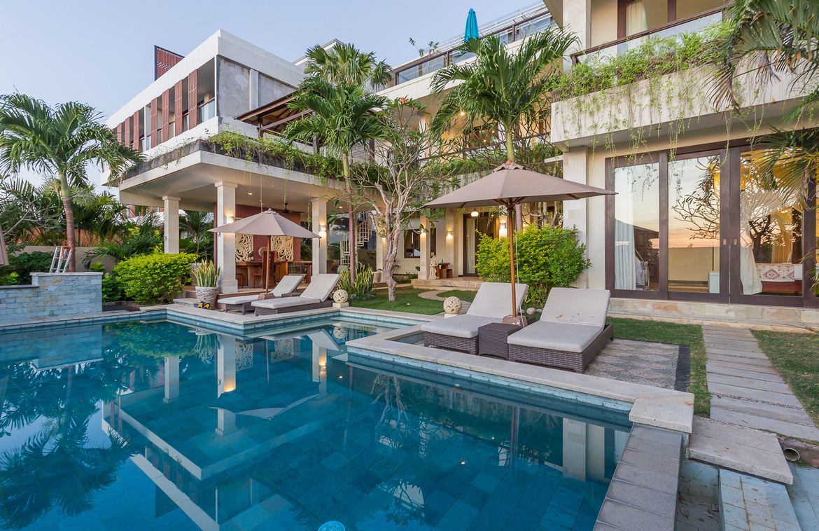 Luxury Villa with Ocean Views in Balangan. Villas in Bali for Sale: Villa in Bali for 953 Thousands USD. Freehold. Main Photo