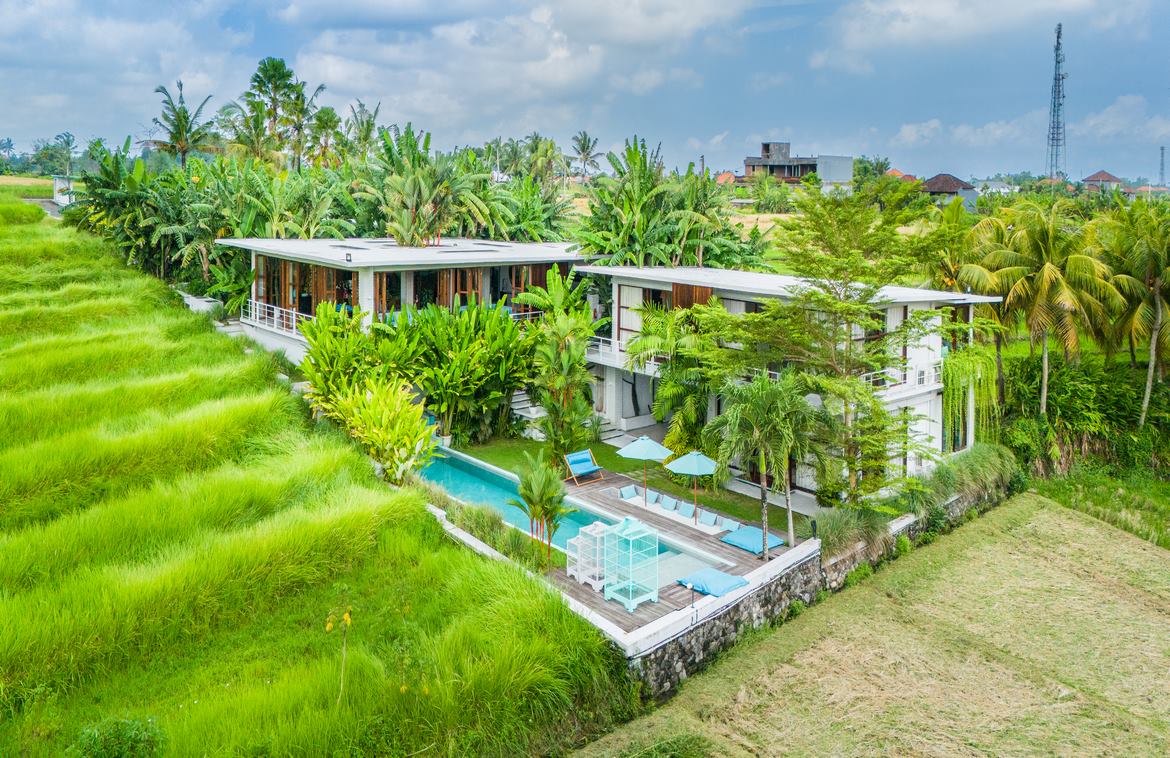 Ultimate luxury 5 bedroom villa in Tanah Lot. Villas in Bali for Sale: Villa in Tanah Lot (Tabanan), Bali for 1619 Thousands NZD. Leasehold. Main Photo