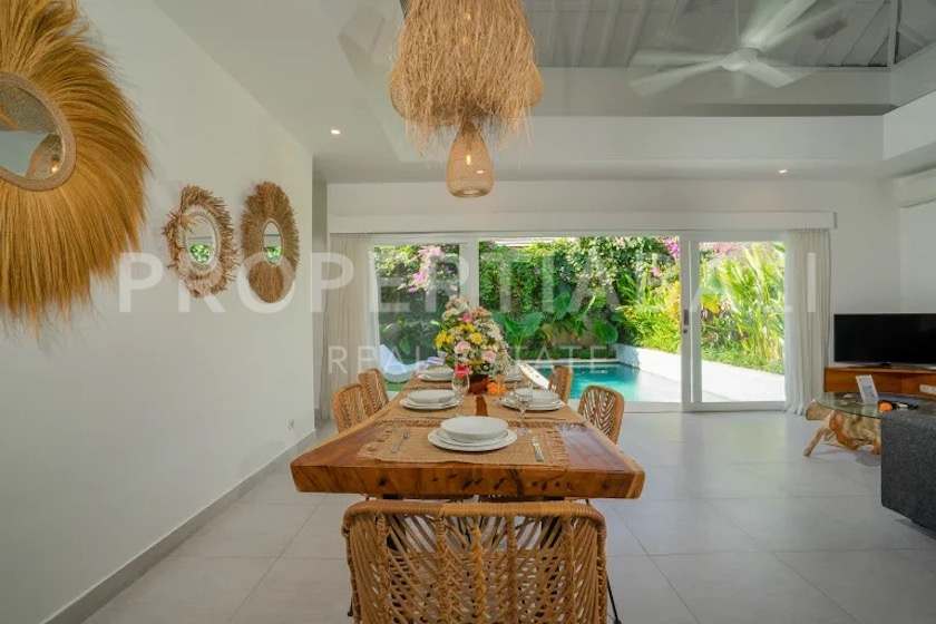 Stunning Modern Family Home In Berawa. Villas in Bali for Sale: Villa in Berawa (Canggu), Bali for 296 Thousands USD. Leasehold. Main Photo