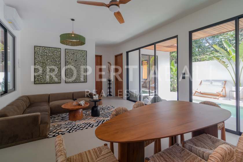 Beautiful Family Villa In Pecatu. Villas in Bali for Sale: Villa in Uluwatu, Bali for 351 Thousands SGD. Leasehold. Main Photo