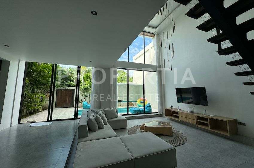 Big 3-Bedroom Villa Perfect Located Babakan. Villas in Bali for Sale: Villa in Bali for 4,9 Billion IDR. Leasehold. Main Photo