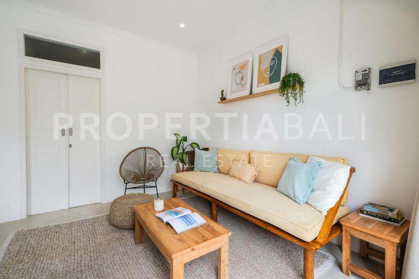 Beautiful Villa In The Heart Of Berawa. Villas in Bali for Sale: Villa in Berawa (Canggu), Bali for 3,9 Billion IDR. Leasehold. Main Photo