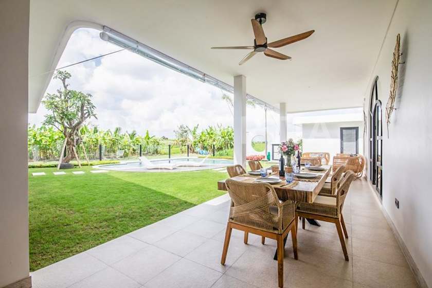 Stunning Modern Familiy Home In Padonan. Villas in Bali for Sale: Villa in Padonan, Bali for 11,6 Million TWD. Leasehold. Main Photo