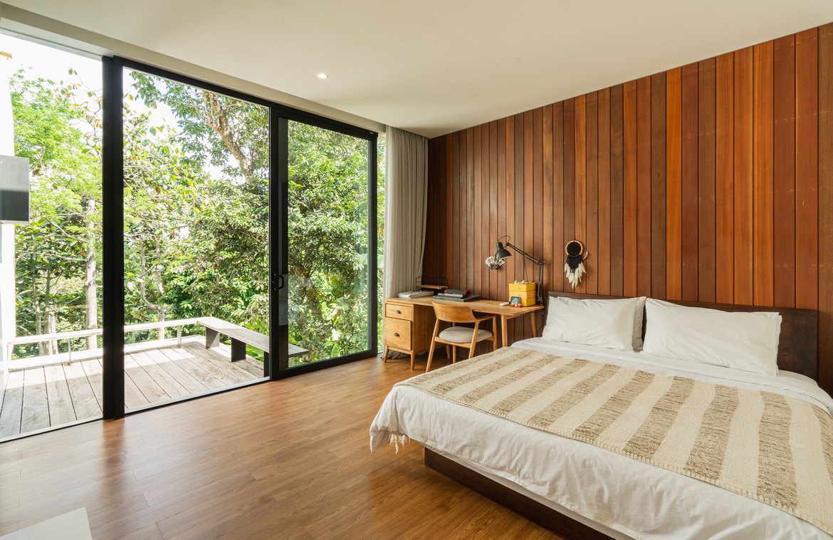 Luxury living amidst lush jungle in Buwit. Villas in Bali for Sale: Villa in Tanah Lot (Tabanan), Bali for 2233 Thousands AUD. Freehold. Main Photo