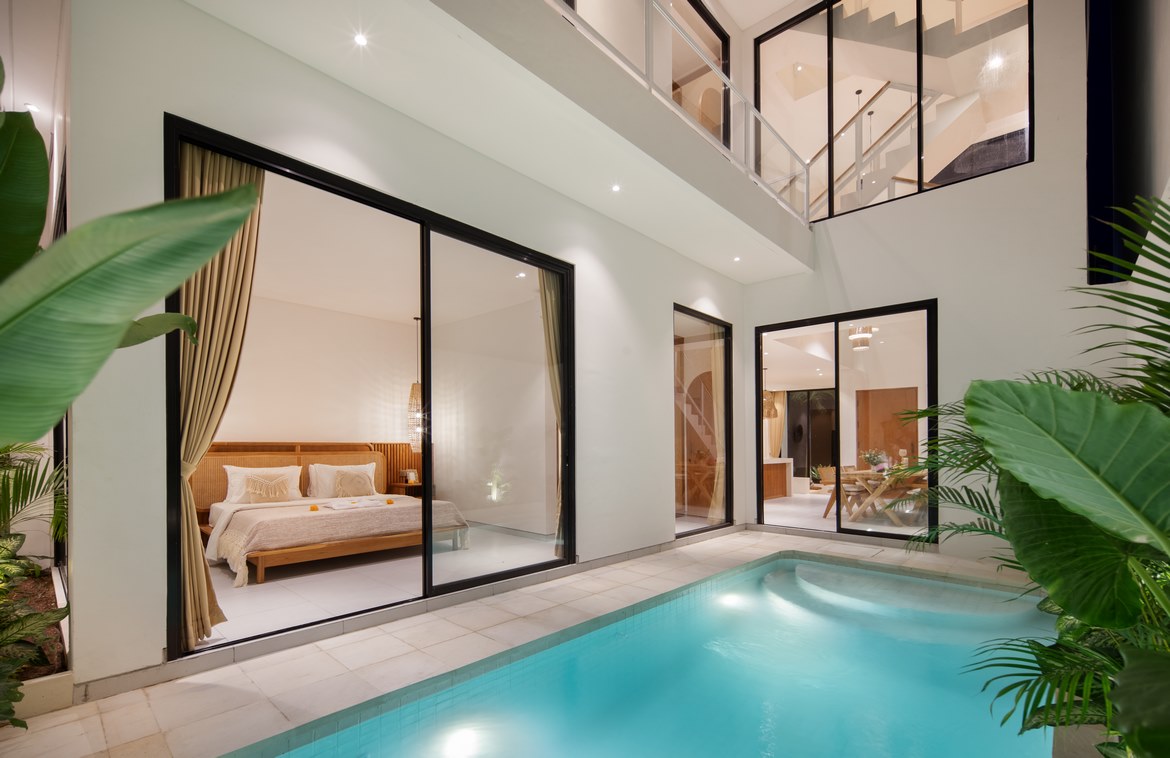 Three bedroom Balangan villa with breathtaking vistas. Villas in Bali for Sale: Villa in Bukit West, Bali for 2,0 Million HKD. Leasehold. Main Photo