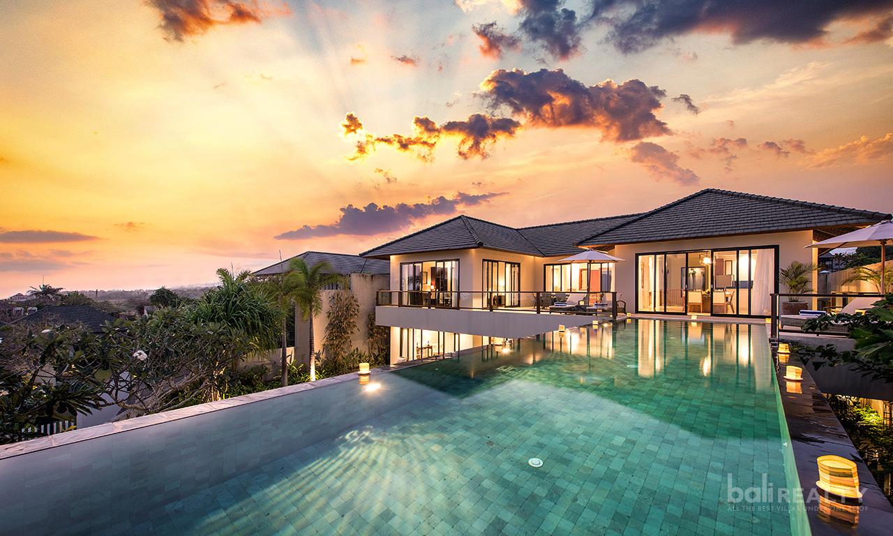 Breathtaking Four-Bedroom European Modern Design Villa in Uluwatu -1791. Villas in Bali for Sale: Villa in Pandawa, Bali for 19,5 Billion IDR. Freehold. Main Photo