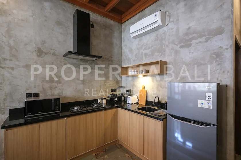 Stunning Industrial Villa In Pererenan. Villas in Bali for Sale: Villa in Pererenan (Canggu), Bali for 8,3 Million THB. Leasehold. Main Photo