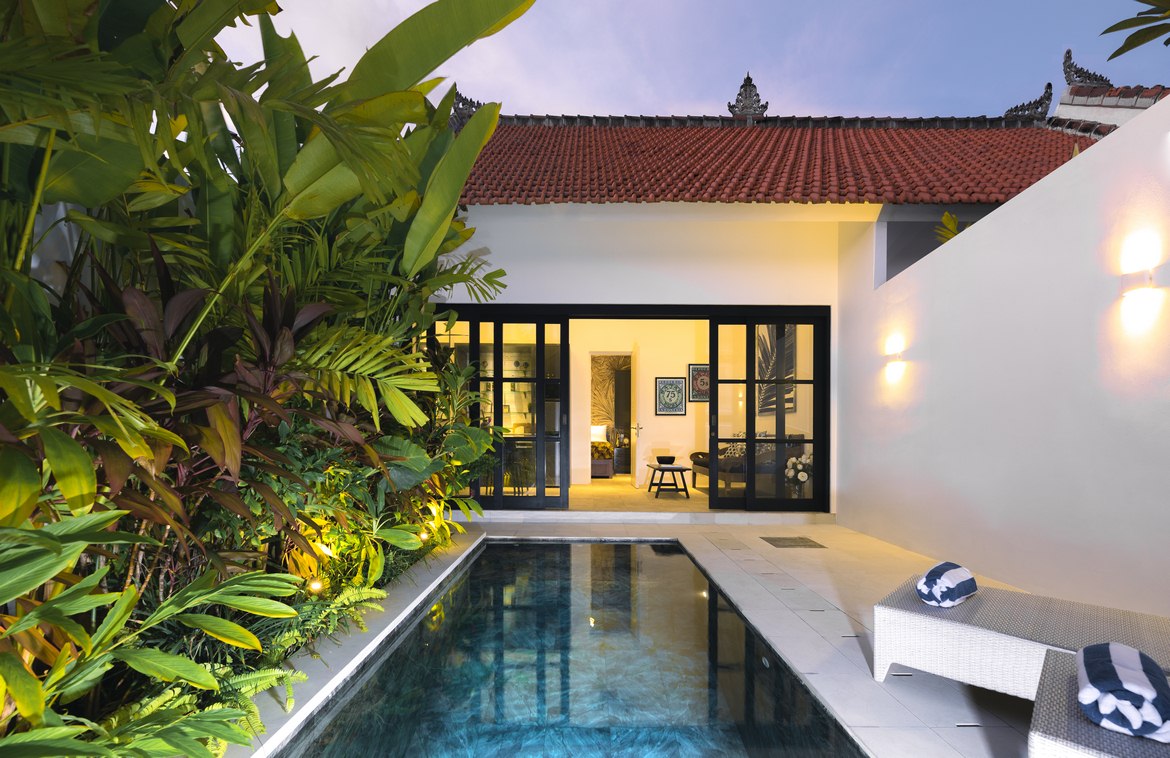 One bedroom villa in strategic Petitenget location. Villas in Bali for Sale: Villa in Seminyak, Bali for 188 Thousands USD. Leasehold. Main Photo