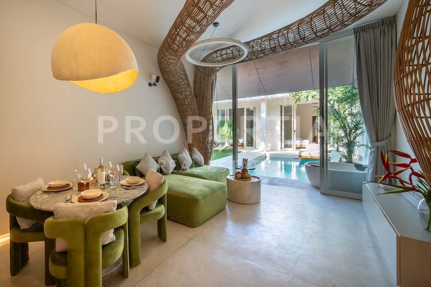 Modern Elegance In The Heart Of Seminyak. Villas in Bali for Sale: Villa in Seminyak, Bali for 195 Thousands GBP. Leasehold. Main Photo