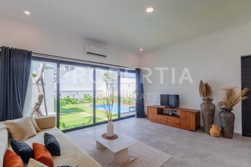 Stunning Modern Villa In Seminyak. Villas in Bali for Sale: Villa in Seminyak, Bali for 2,1 Million CNY. Leasehold. Main Photo