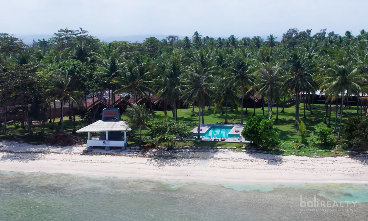 Turnkey Business & Property Investment – Fully Operational Surf Resort in Sumatra. Villas in Bali for Sale: Villa in Sumatra, Bali for 600 Thousands USD. Freehold. Main Photo