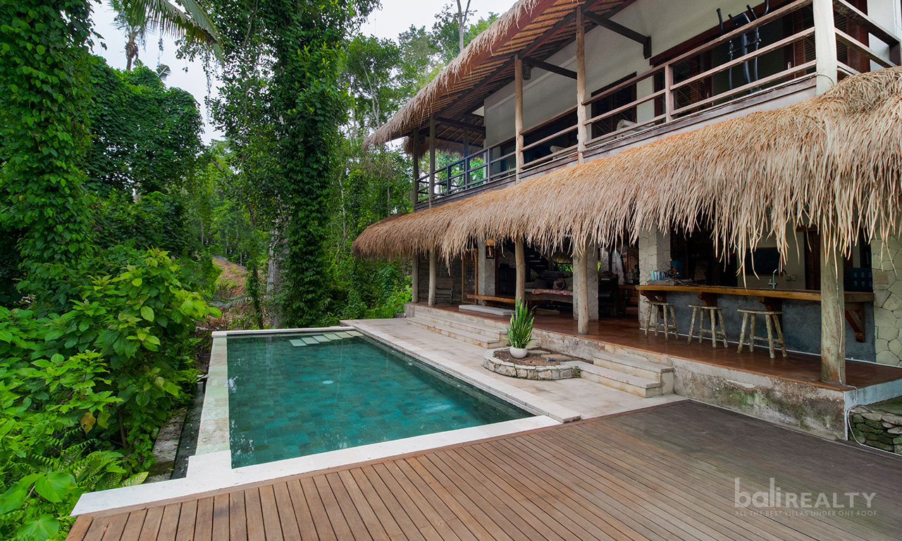 Expansive 27 ARE Freehold Property Investment Opportunity, Minutes from Central Ubud. Villas in Bali for Sale: Villa in Ubud, Bali for 14,8 Billion IDR. Freehold. Main Photo