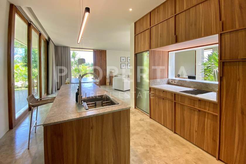 Stunning Modern Tropical Oasis Minutes From The Beach. Villas in Bali for Sale: Villa in Uluwatu, Bali for 3,6 Billion IDR. Leasehold. Main Photo