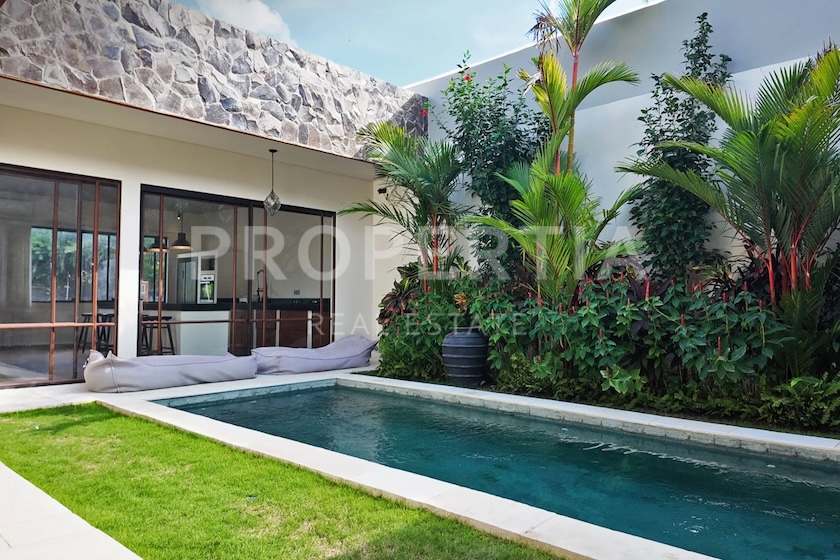 Elegant 3Br Villa With Natural Finishes. Villas in Bali for Sale: Villa in Umalas, Bali for 391 Thousands USD. Leasehold. Main Photo
