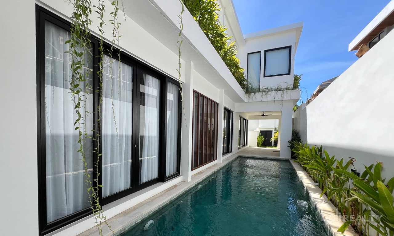 Brand-New Contemporary Three-Bedroom Villa in Umalas. Villas in Bali for Sale: Villa in Umalas, Bali for 390 Thousands EUR. Freehold. Main Photo