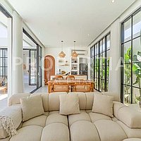 Perfect Turnkey Investment Villa In Bingin. Villas in Bali for Sale: Villa in Bingin, Bali for 3,7 Billion IDR. Leasehold. Preview of main photo