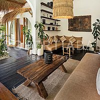 Perfect Family Investment Property In Umalas. Villas in Bali for Sale: Villa in Umalas, Bali for 8,1 Billion IDR. Leasehold. Preview of main photo