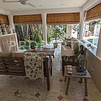 Stunning Villa Steps From The Beach. Villas in Bali for Sale: Villa in Pererenan (Canggu), Bali for 63,8 Million JPY. Leasehold. Preview of main photo