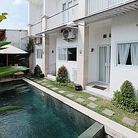 Three One-Bedroom Modern Apartment Townhouse-Style Units in Pererenan. Villas in Bali for Sale: Villa in Canggu, Bali for 144 Thousands USD. Leasehold. Preview of main photo
