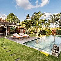 Strong ROI Potential: 4-Bedroom Villa with Traditional Charm and Landscape Views. Villas in Bali for Sale: Villa in Canggu, Bali for 11,2 Million TWD. Leasehold. Preview of main photo