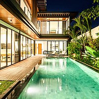 Luxurious beachside villa in prime Pererenan location. Villas in Bali for Sale: Villa in Canggu, Bali for 8,5 Billion IDR. Leasehold. Preview of main photo