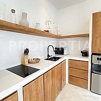 Modern Cozy Villa In Pererenan. Villas in Bali for Sale: Villa in Pererenan (Canggu), Bali for 45,3 Million JPY. Leasehold. Preview of main photo