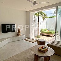 Amazing Villa In The Heart Of Berawa. Villas in Bali for Sale: Villa in Berawa (Canggu), Bali for 345 Thousands AUD. Leasehold. Preview of main photo