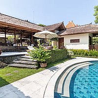 Serene Riverfront Villa Near Echo Beach for sale. Villas in Bali for Sale: Villa in Canggu, Bali for 144,0 Million INR. Freehold. Preview of main photo