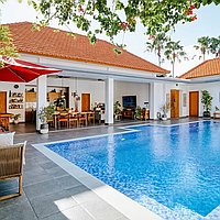 Exceptional Four-Bedroom Fully-Furnished Villa with Long Lease in Lively Kerobokan. Villas in Bali for Sale: Villa in Kerobokan, Bali for 25,0 Million PHP. Leasehold. Preview of main photo
